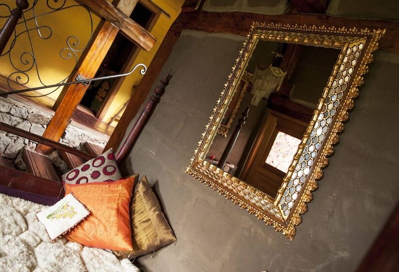 سوئیت با بالکن, Hacienda Rumiloma By Rotamundos