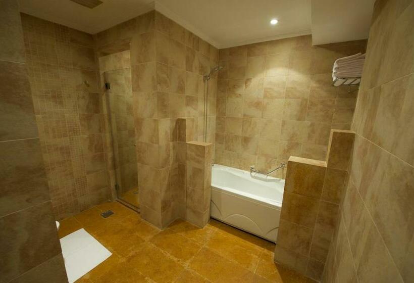 Люкс 2 Спальни, Rawasi Hotel Apartments