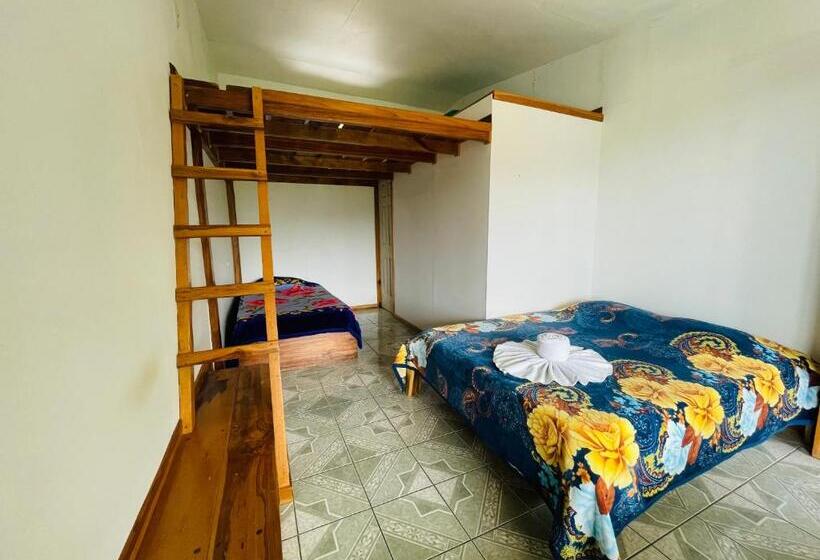 Семейный Номер Вид на Горы, Cabinas Nuestra Kasa