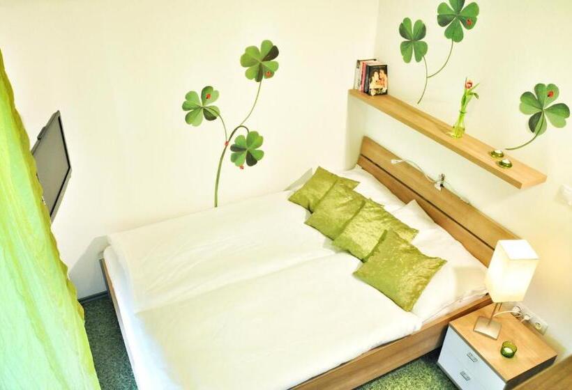 اتاق عادی, Design Hotel Romantick