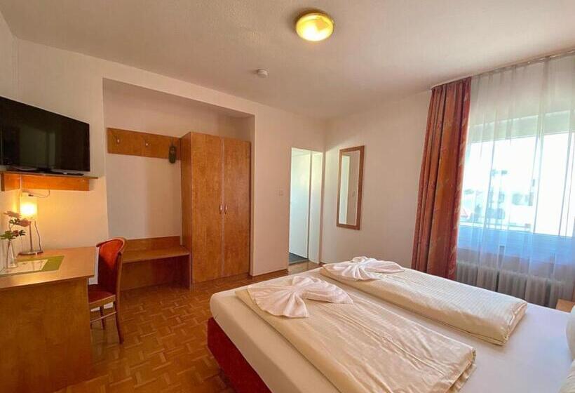 Quarto Economy, Gasthof Rose