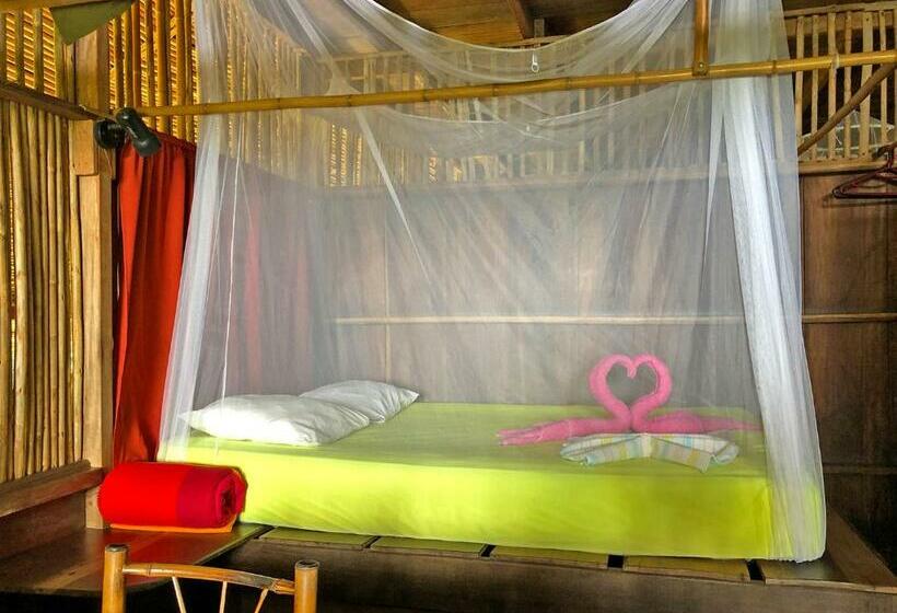 Quarto Estandar Banheiro Compartilhado, Cascada Verde Hostel