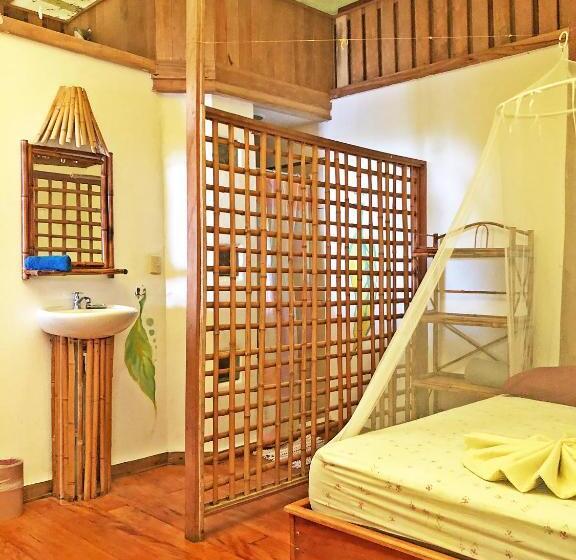 Quarto Estandar, Cascada Verde Hostel