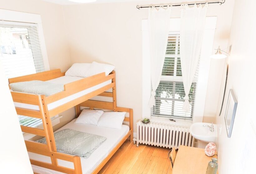 스탠다드 룸, Dancing Bear Inn Hostel