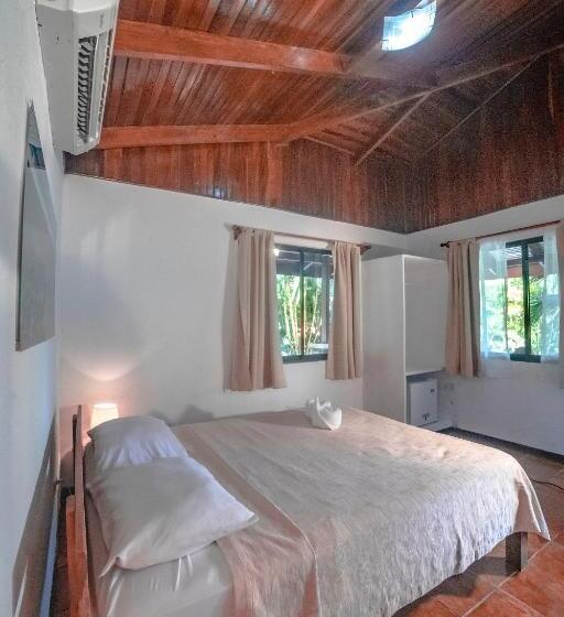 Quarto Deluxe com Sacada, El Jardin