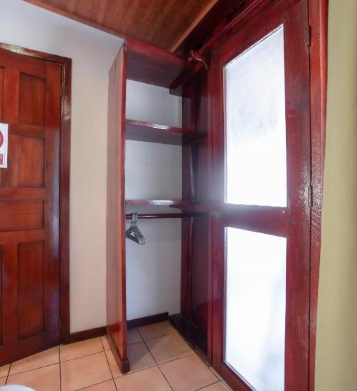 Quarto Estandar, El Jardin