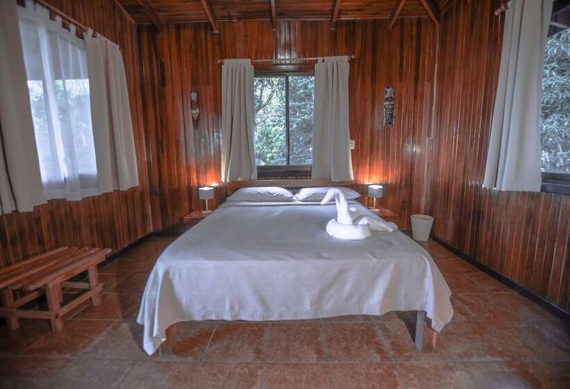 Quarto Deluxe com Sacada, El Jardin