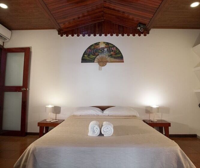 Quarto Economy, El Jardin