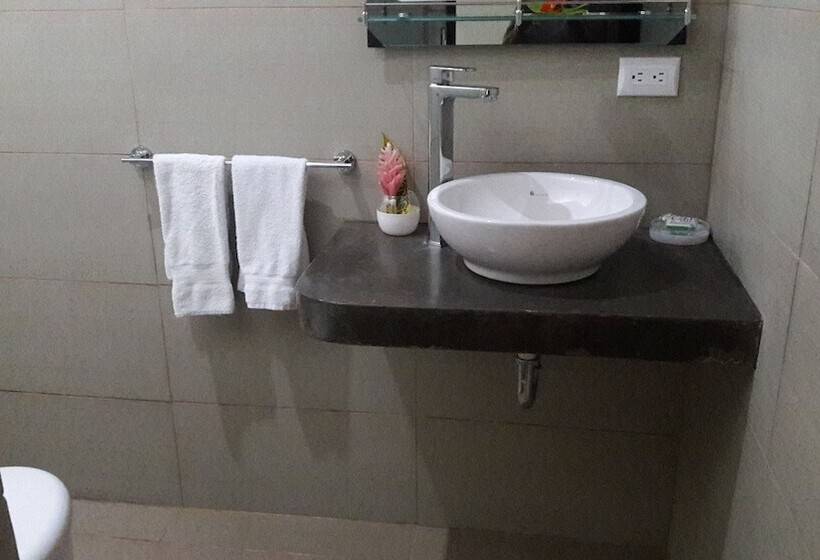 Quarto Deluxe com Sacada, El Jardin