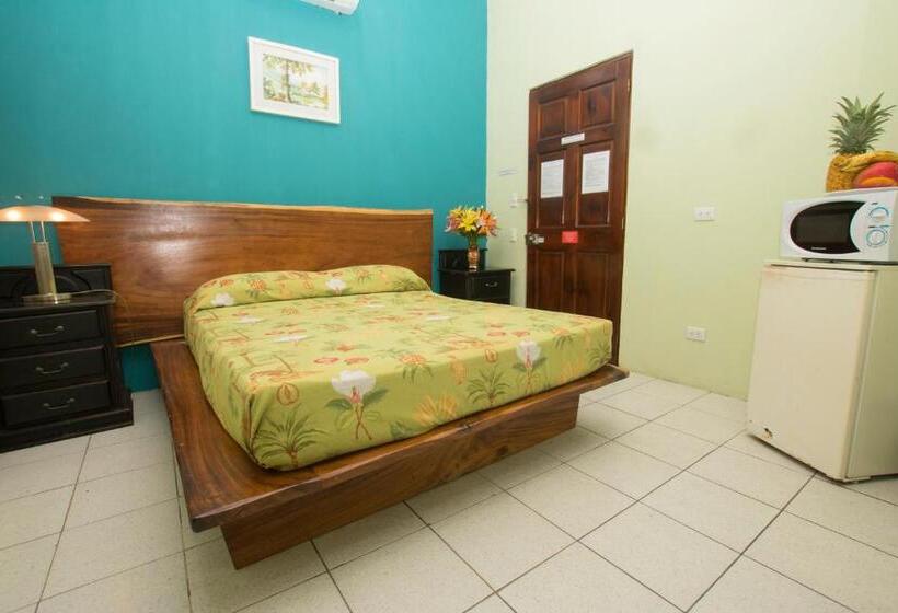 Номер Economy, Oceanfront Hotel Verde Mar Direct Access To The Beach