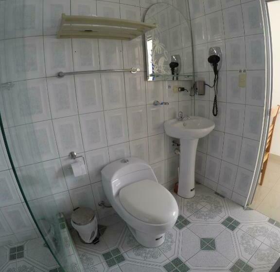 اتاق استاندارد با چشم‌انداز استخر, Stefany's Lodging