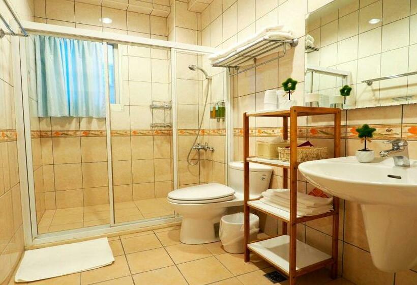 اتاق استاندارد چهار تخته, Nature House Homestay