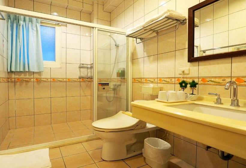 اتاق استاندارد چهارنفره با بالکن, Nature House Homestay