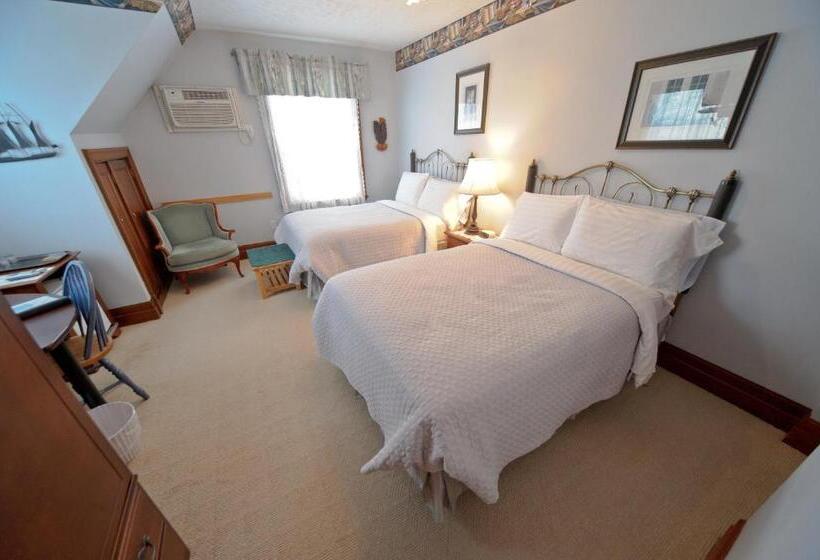 Номер Стандарт 2 Двуспальные Кровати, The Harbour House