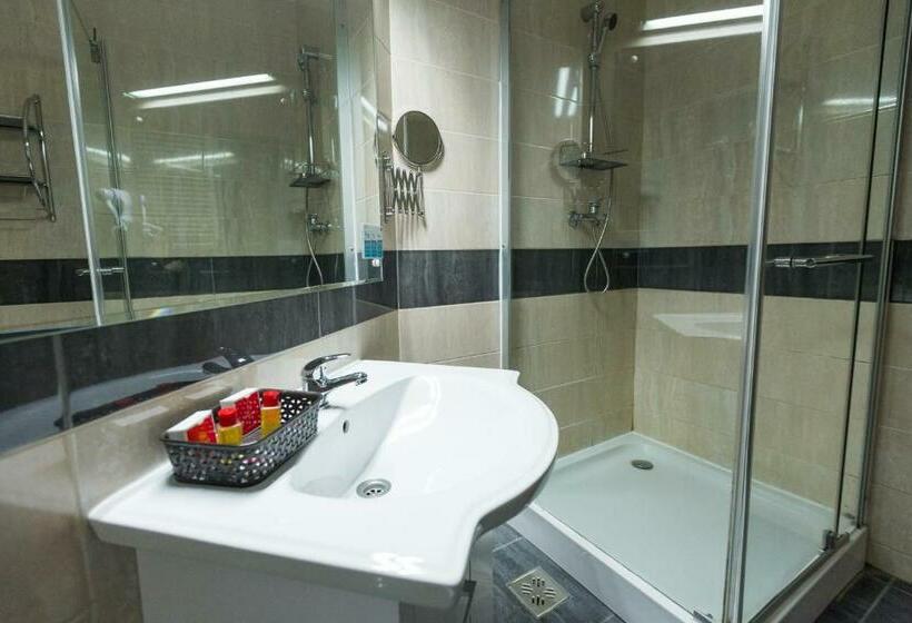 اتاق خانوادگی, Bacolux Diana Resort, Herculane