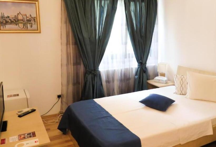 اتاق استاندارد یک نفره, City Garden Rooms And Apartments