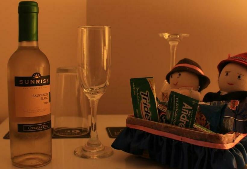 주니어 스위트, El Indio Inn