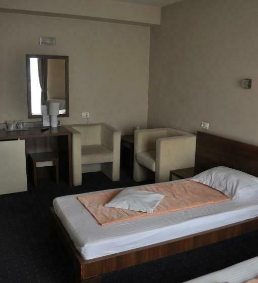 اتاق استاندارد, Euro House