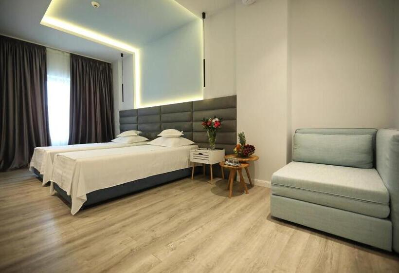 اتاق استاندارد با بالکن, Nautic Luxury Club