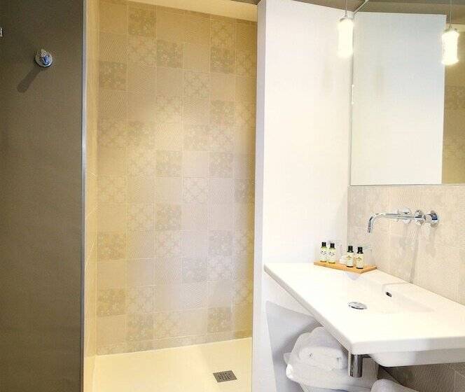 Номер Стандарт, L Hôtel Particulier Beziers