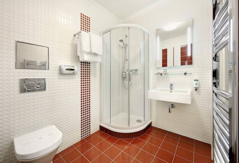 اتاق استاندارد سه تخته با چشم‌انداز باغ, Salvator Boutique Hotel Vegan Friendly