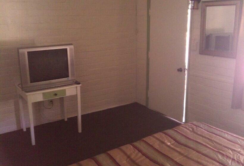 스탠다드 룸 킹사이즈 침대, Ranch Motel