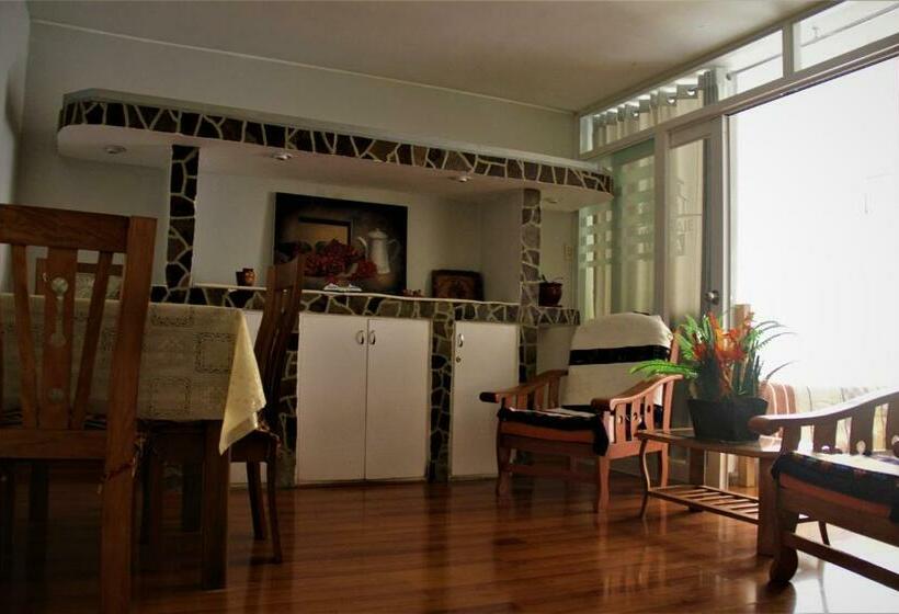 غرفة عائلية, Hospedaje Familiar B&b Virma