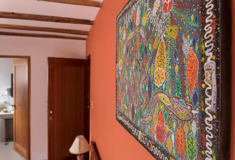 اتاق استاندارد با چشم‌انداز, Sauce Hotel Boutique
