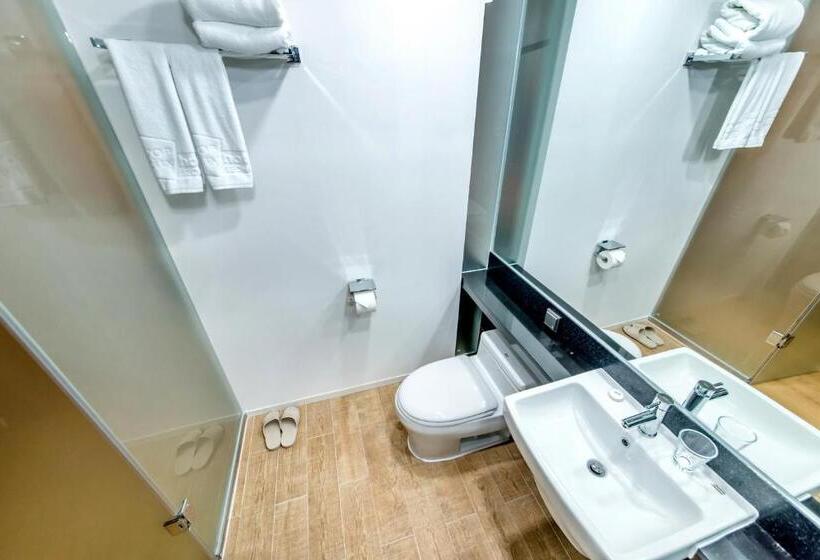 Номер Стандарт, Co Op City Hotel Seongsan