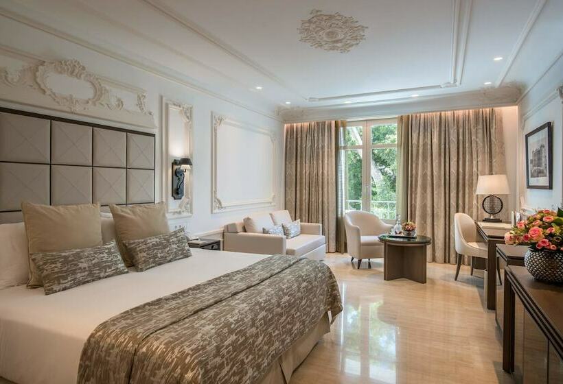 اتاق لوکس سه تخته, Gran Hotel Miramar Gl