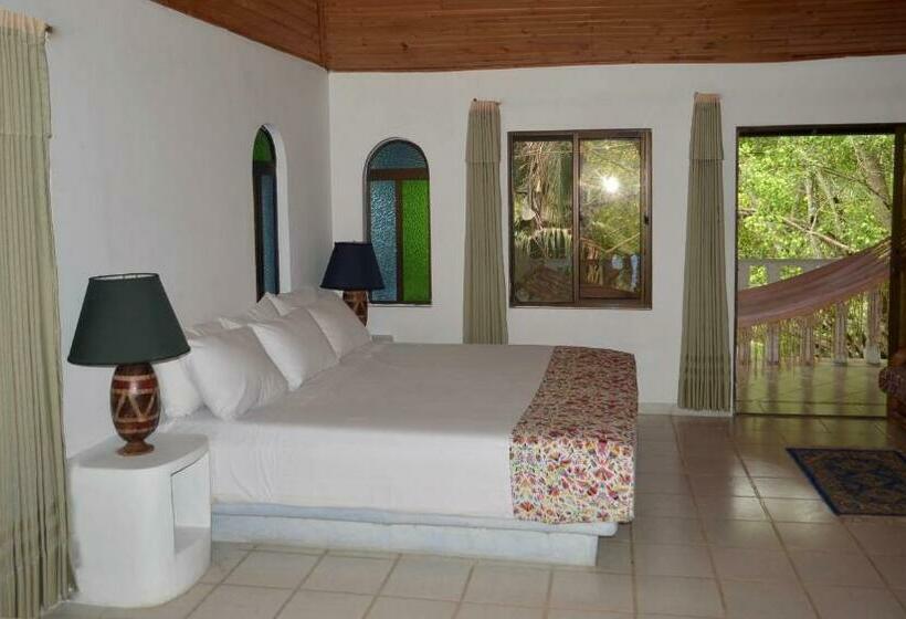 סוויטה משפחתית, Amanwana Ecofinca