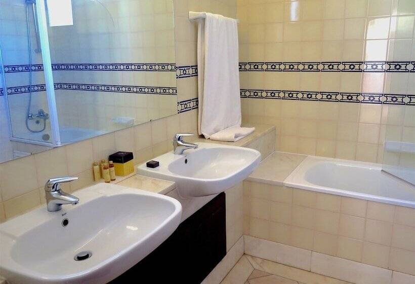 Апартаменты 2 Спальни, Pine Cliffs Village
