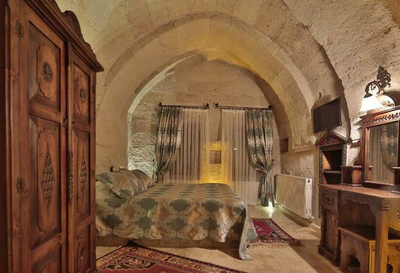 اتاق استاندارد, Shoestring Cave House