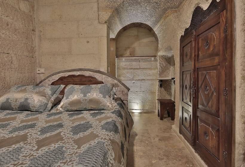 اتاق استاندارد, Shoestring Cave House