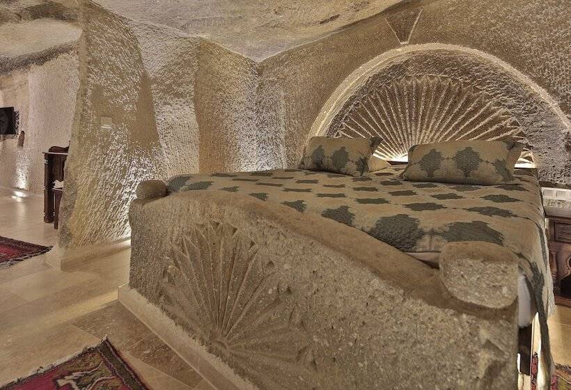 Süit, Shoestring Cave House