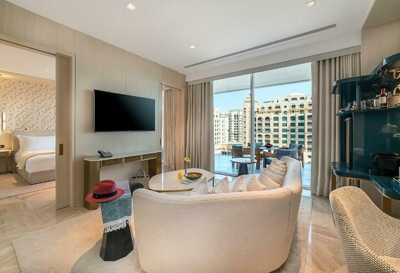 Полулюкс Вид на Город, Five Palm Jumeirah Dubai