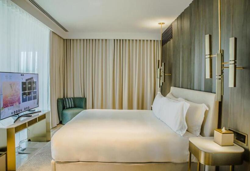 Апартаменты 3 Спальни, Five Palm Jumeirah Dubai