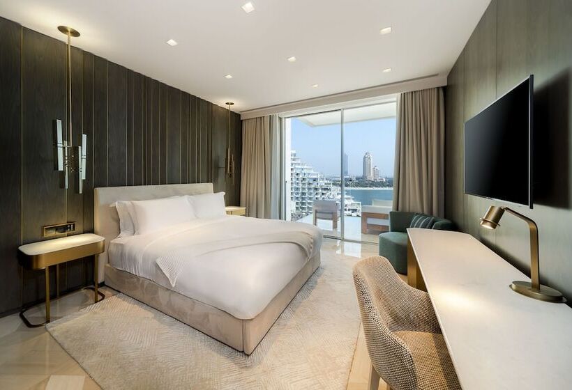 Апартаменты 3 Спальни, Five Palm Jumeirah Dubai