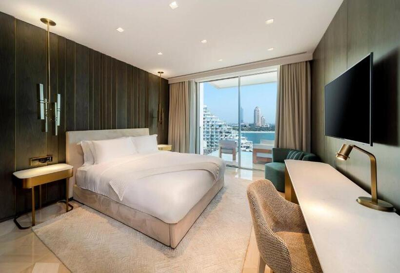 Апартаменты 3 Спальни, Five Palm Jumeirah Dubai
