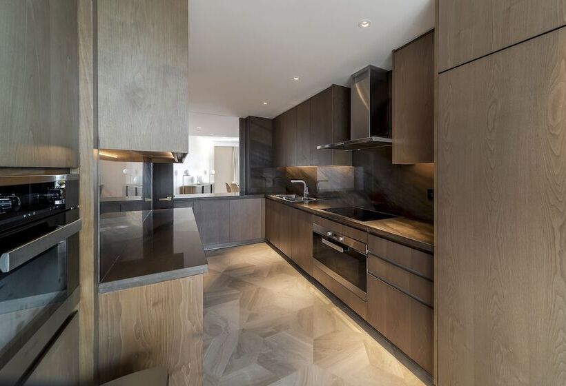 Апартаменты 3 Спальни, Five Palm Jumeirah Dubai