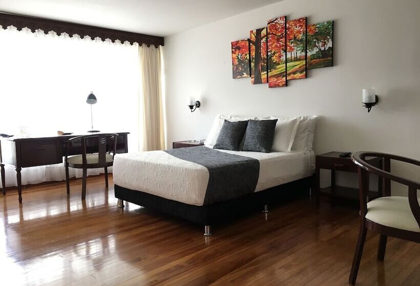 스탠다드 룸, Regine S Manizales
