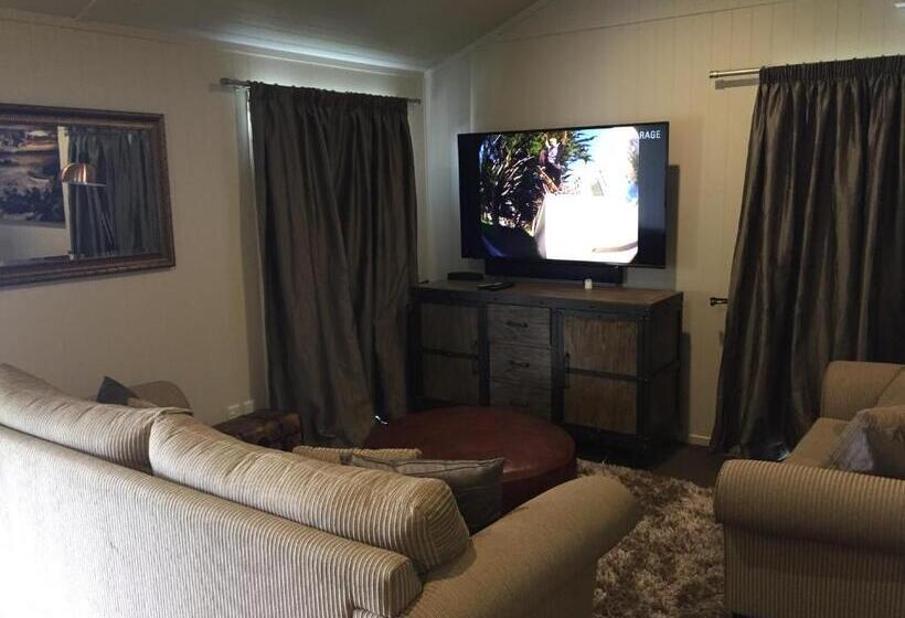 Шале Deluxe 1 Спальня, Rocky Mountain Chalets Ohakune