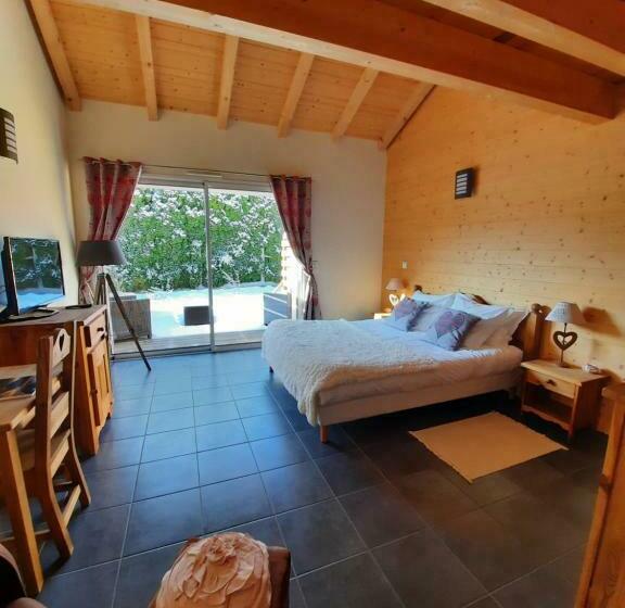 اتاق استاندارد با تراس, Au Cœur Des Lacs   Chambres D Hôtes