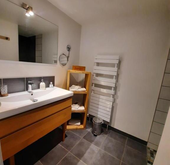 اتاق استاندارد با تراس, Au Cœur Des Lacs   Chambres D Hôtes