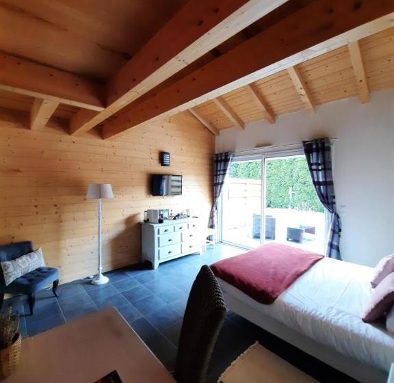 اتاق استاندارد با تراس, Au Cœur Des Lacs   Chambres D Hôtes