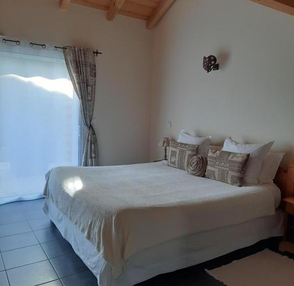 اتاق استاندارد با تخت بزرگ, Au Cœur Des Lacs   Chambres D Hôtes