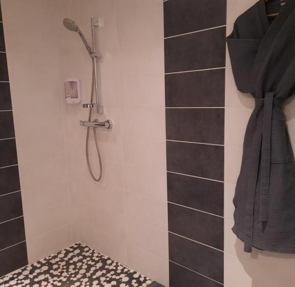 اتاق سوپریور, Au Cœur Des Lacs   Chambres D Hôtes