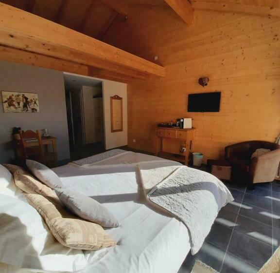 اتاق استاندارد با تخت بزرگ, Au Cœur Des Lacs   Chambres D Hôtes