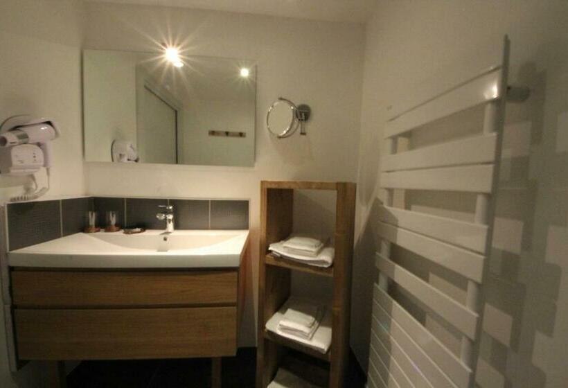 اتاق استاندارد با تخت بزرگ, Au Cœur Des Lacs   Chambres D Hôtes