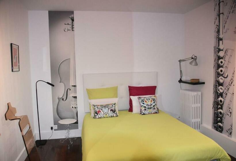 سوییت, Chambre D Hôtes Le Cadran Des Chauvelles